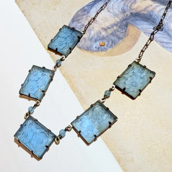 Antique CAMPHOR GLASS Necklace - Picture 5 of 7